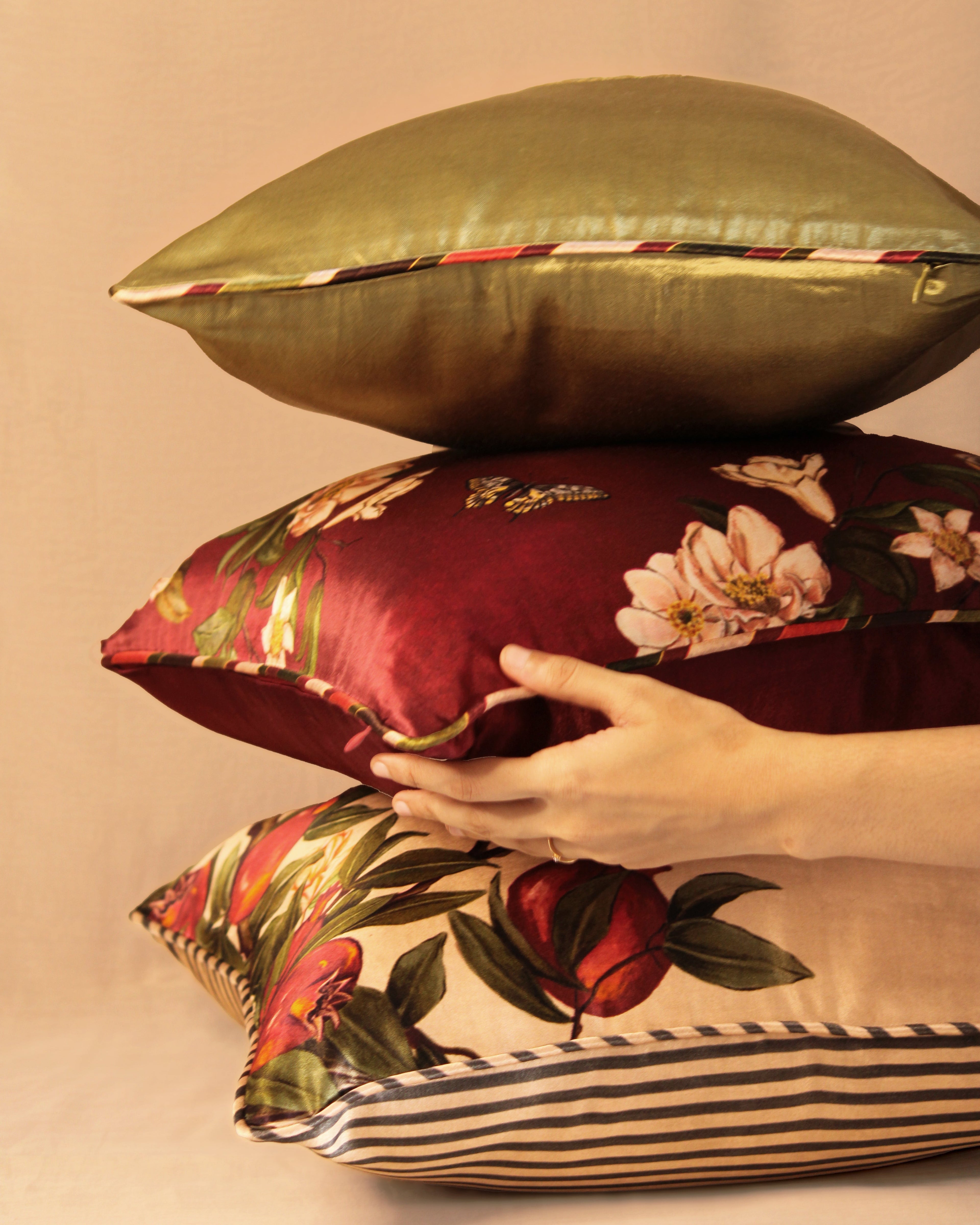 Twin Doves Cushion Cover